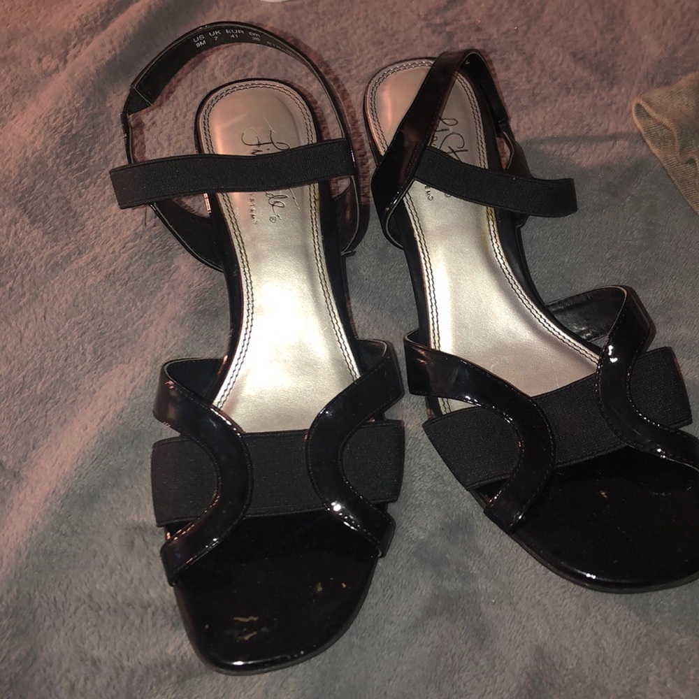 Black mid heels